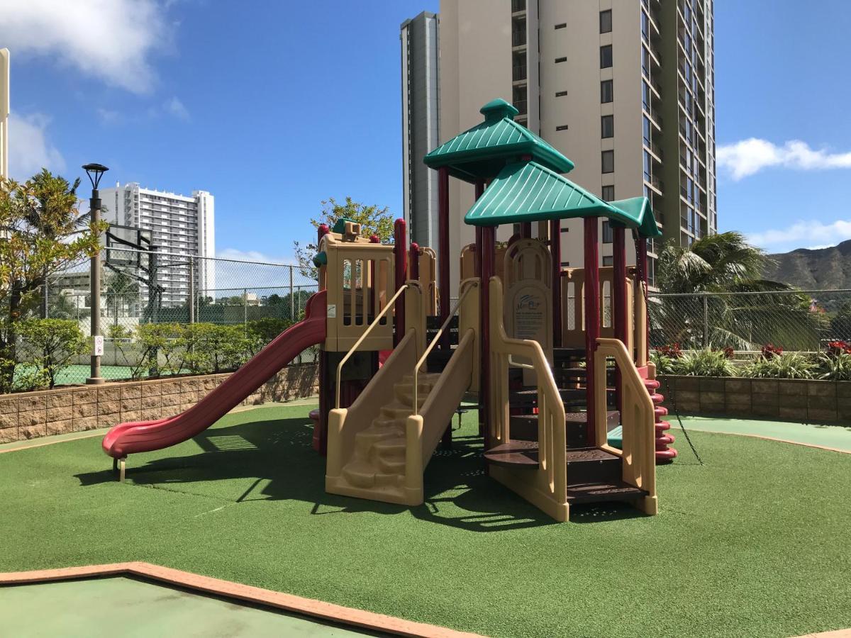Ocean View Oasis With Free Parking, A Waikiki Gem! Apartamento Honolulu